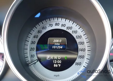 2013 Mercedes-Benz C 250 Sport from USA, damaged, VIN WDDGF4HB5DR257592